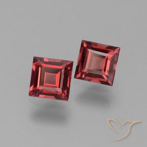Gemme di Granato Piropo Vino Rosso Profondo naturale da 1.50 ct, Quadrato, VVS-VS