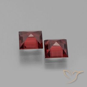 Gemme di Granato Piropo Vino Rosso Profondo naturale da 1.50 ct, Quadrato, VVS-VS