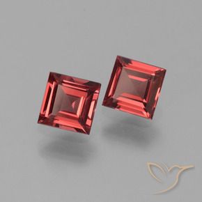 Gemme di Granato Piropo Rosso scarlatto profondo naturale da 1.38 ct, Quadrato, VVS-VS