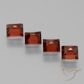Gemme di Granato Piropo Rosso scuro naturale da 3.03 ct, Quadrato, VS