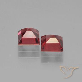 Gemme di Granato Piropo Vino Rosso Profondo naturale da 1.69 ct, Quadrato, VVS
