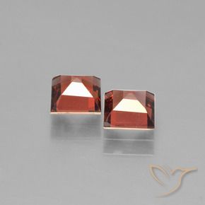 Gemme di Granato Piropo Rosso medio naturale da 1.64 ct, Quadrato, VVS-VS