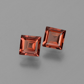 Granato piropo naturale rosso da 1,50 ct, quadrato, VVS