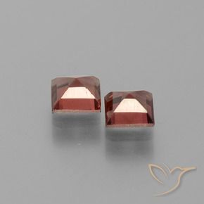 Gemme di Granato Piropo Rosso scuro naturale da 1.64 ct, Quadrato, VVS