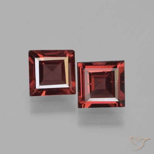 1.52ctw Naturale Rosso scuro Granato Piropo, Quadrato, VVS-VS