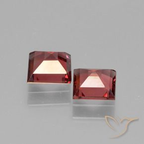 Gemme di Granato Piropo Rosso scuro naturale da 1.31 ct, Quadrato, VVS-VS
