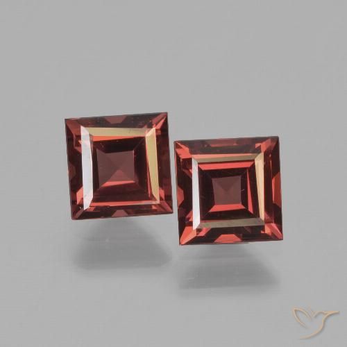 1.60ctw Naturale Rosso scuro Granato Piropo, Quadrato, VVS-VS