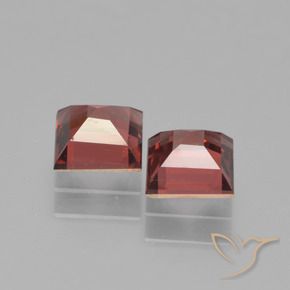 Gemme di Granato Piropo Rosso scuro naturale da 1.60 ct, Quadrato, VVS-VS