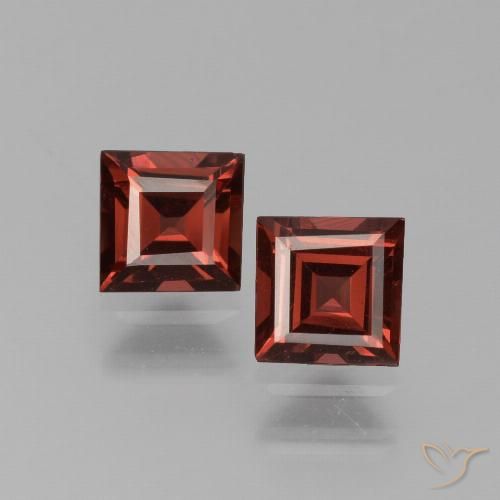 Gemme di Granato Piropo Rosso scuro naturale da 1.37 ct, Quadrato, VVS-VS