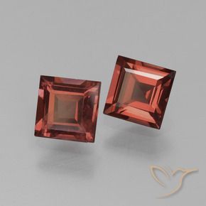 Gemme di Granato Piropo Rosso scarlatto profondo naturale da 1.36 ct, Quadrato, VVS-VS