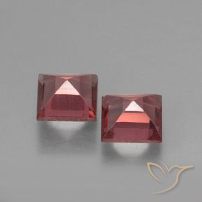 Gemme di Granato Piropo Rosso scarlatto naturale da 1.47 ct, Quadrato, VVS-VS