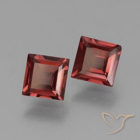 Gemme di Granato Piropo Vino Rosso Profondo naturale da 1.51 ct, Quadrato, VS