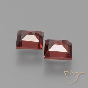 Gemme di Granato Piropo Vino Rosso Profondo naturale da 1.51 ct, Quadrato, VS