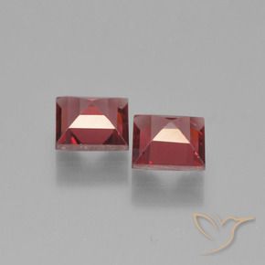 Gemme di Granato Piropo Rosso scuro naturale da 1.48 ct, Quadrato, VVS-VS