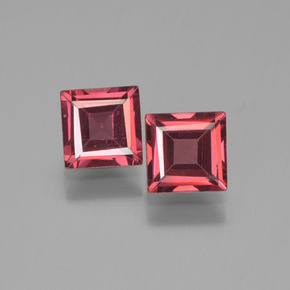 Granato piropo naturale rosso da 1,55 ct, quadrato, VVS