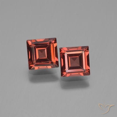 1.59ctw Naturale Rosso scarlatto Granato Piropo, Quadrato, VVS-VS