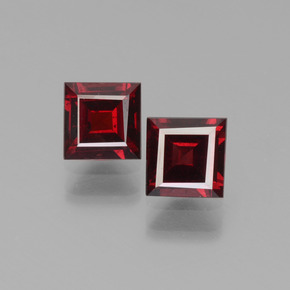Gemme di Granato Piropo Rosso Sangue Profondo naturale da 1.54 ct, Quadrato, VS