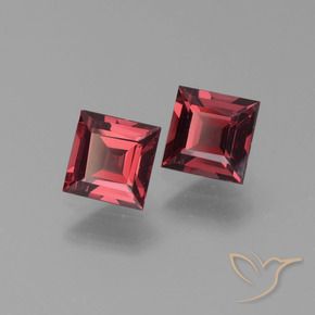 Gemme di Granato Piropo Rosso scuro naturale da 1.53 ct, Quadrato, VS