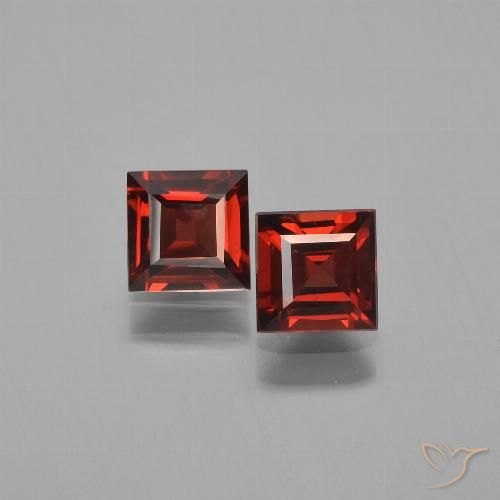 1.47ctw Naturale Rosso scuro Granato Piropo, Quadrato, VVS-VS