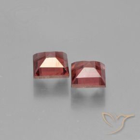 Gemme di Granato Piropo Rosso scuro naturale da 1.67 ct, Quadrato, VS