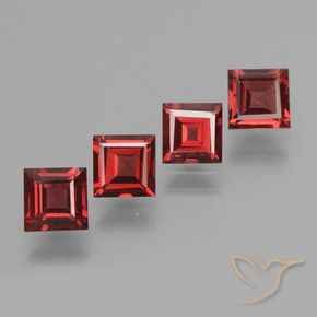 Gemme di Granato Piropo Vino Rosso Profondo naturale da 2.88 ct, Quadrato, VS
