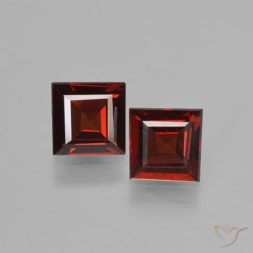 1.33ctw Naturale Rosso scuro Granato Piropo, Quadrato, VVS-VS