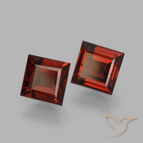 Gemme di Granato Piropo Rosso scuro naturale da 1.46 ct, Quadrato, VVS-VS