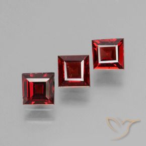 Gemme di Granato Piropo Rosso Sangue Profondo naturale da 1.70 ct, Quadrato, VS