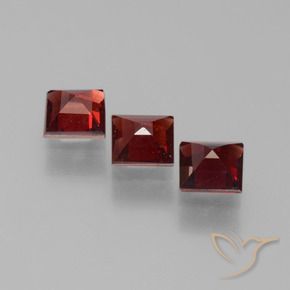 Gemme di Granato Piropo Rosso Sangue Profondo naturale da 1.70 ct, Quadrato, VS