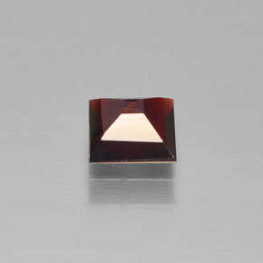 Granato piropo naturale rosso da 0,64 ct, quadrato, VS