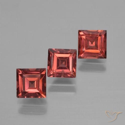 2.80ctw Naturale Rosso medio Granato Piropo, Quadrato, VS
