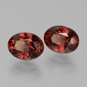 Granato piropo naturale rosso da 3,88 ct, taglio ovale, VVS-VS