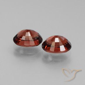 Gemme di Granato Piropo Rosso scuro naturale da 3.57 ct, Ovale, VVS-VS