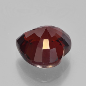 Granato Piropo Rosso naturale da 3.28 ct, A forma di cuore, VVS-VS