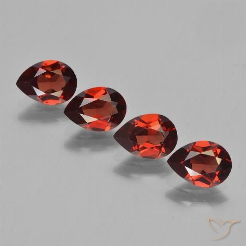Gemme di Granato Piropo Ribes Rosso naturale da 3.36 ct, Forma a pera, VVS-VS