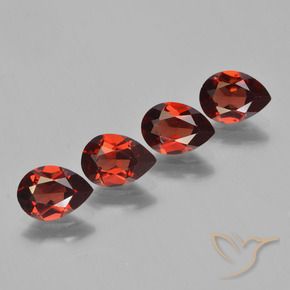 Gemme di Granato Piropo Ribes Rosso naturale da 3.36 ct, Forma a pera, VVS-VS