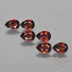 Gemme di Granato Piropo Rosso scuro naturale da 4.96 ct, Forma a pera, VVS-VS