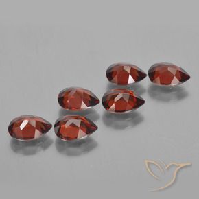 Gemme di Granato Piropo Rosso scuro naturale da 4.96 ct, Forma a pera, VVS-VS