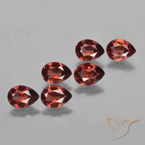 Gemme di Granato Piropo Rosso medio naturale da 4.55 ct, Forma a pera, VS