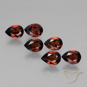 Gemme di Granato Piropo Rosso scuro naturale da 4.88 ct, Forma a pera, VVS-VS