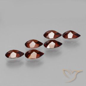 Gemme di Granato Piropo Rosso scuro naturale da 4.88 ct, Forma a pera, VVS-VS