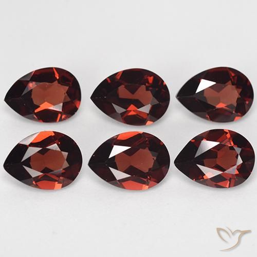 Gemme di Granato Piropo Rosso scuro naturale da 4.77 ct, Forma a pera, VVS-VS