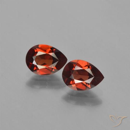 1.80ctw Naturale Rosso brillante Granato Piropo, Forma a pera, VVS-VS