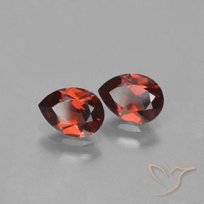 Gemme di Granato Piropo Rosso Merlot naturale da 1.78 ct, Forma a pera, VS