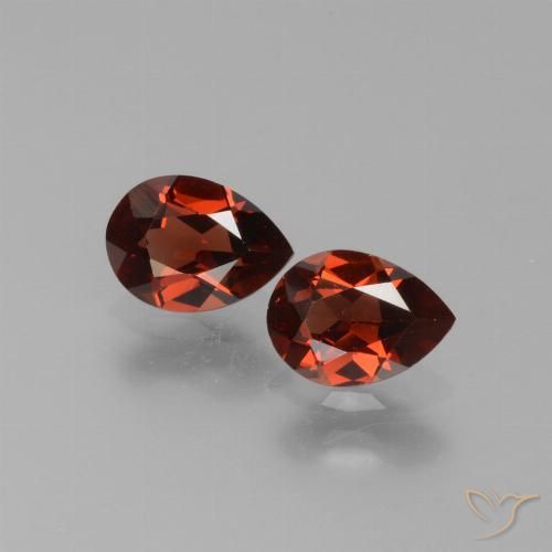 1.64ctw Naturale Rosso scuro Granato Piropo, Forma a pera, VVS-VS