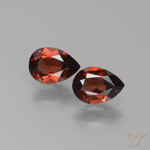 Gemme di Granato Piropo Rosso brillante naturale da 1.72 ct, Forma a pera, VVS-VS
