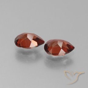 Gemme di Granato Piropo Rosso brillante naturale da 1.72 ct, Forma a pera, VVS-VS