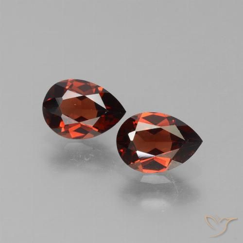 1.73ctw Naturale Rosso brillante Granato Piropo, Forma a pera, VVS-VS