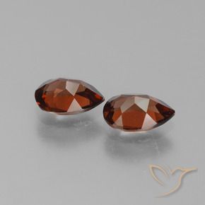 Gemme di Granato Piropo Rosso brillante naturale da 1.73 ct, Forma a pera, VVS-VS
