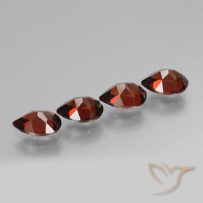 Gemme di Granato Piropo Ribes Rosso naturale da 3.62 ct, Forma a pera, VVS-VS